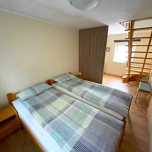Ferienhaus Haus Am Gelben Berg, Dittenheim